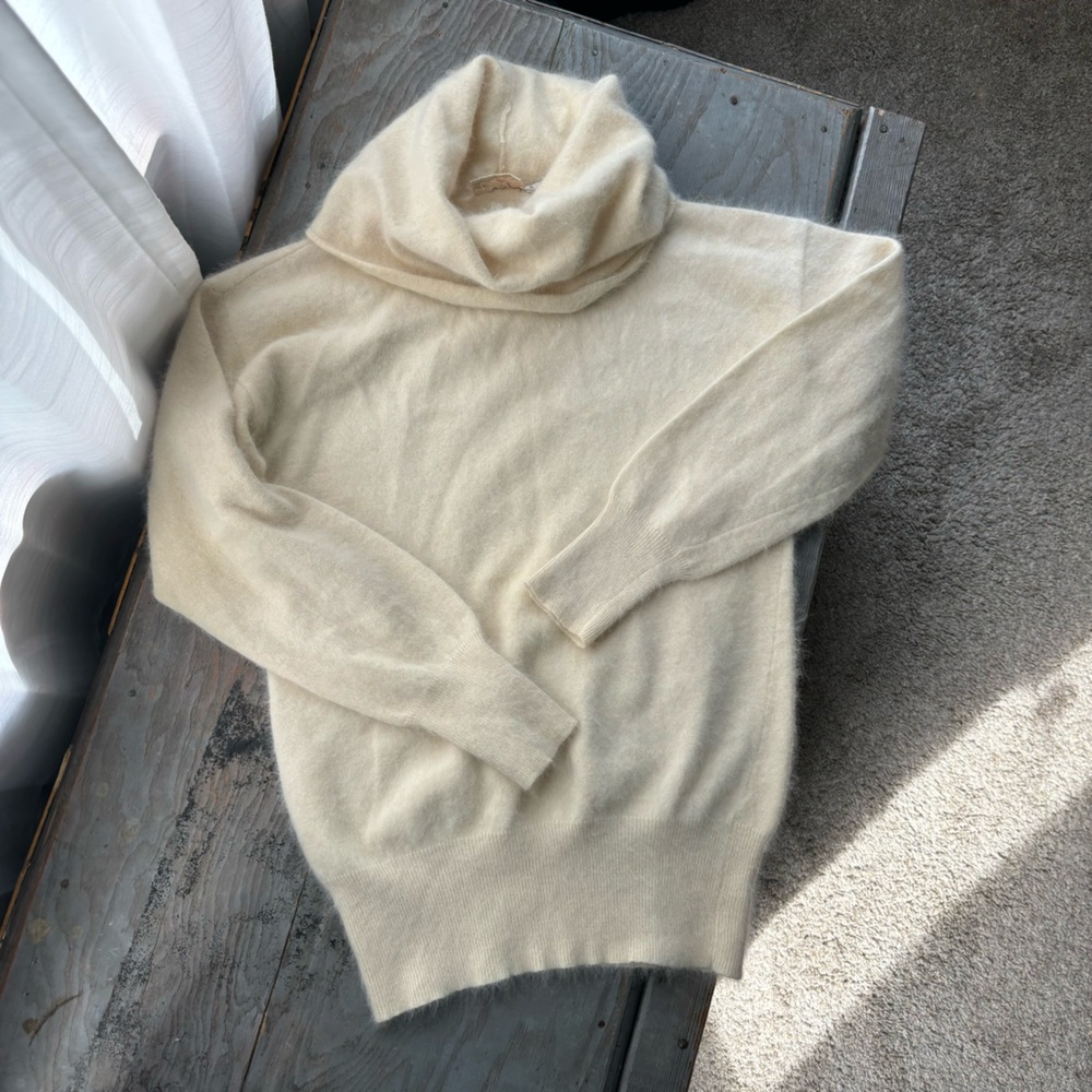 Vintage Liz Claiborne angora and lambswool cowl neck sweater | size medium